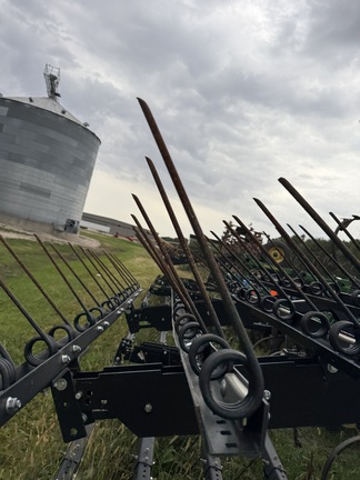 2012 John Deere 2210 - Photo3