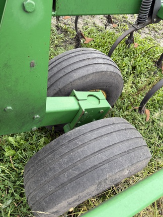 2012 John Deere 2210 - Photo10