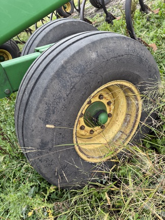 2012 John Deere 2210 - Photo7