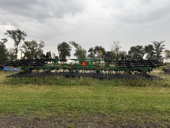 2012 John Deere 2210 - Photo5