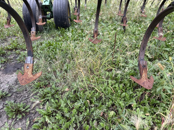 2012 John Deere 2210 - Photo13