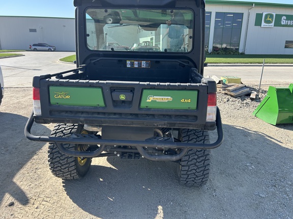 2024 John Deere XUV 835M (5th thumbnail)