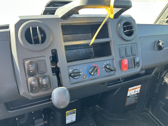 2024 John Deere XUV 835M (7th thumbnail)