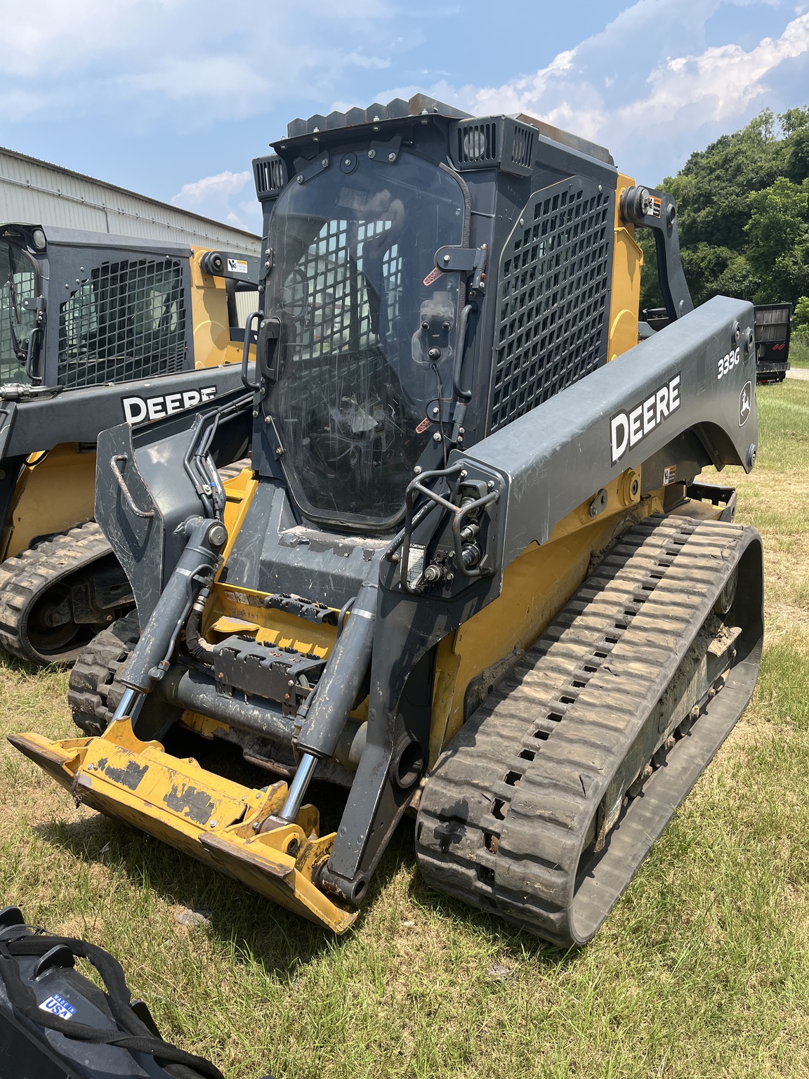 2019 John Deere 333G Image 3