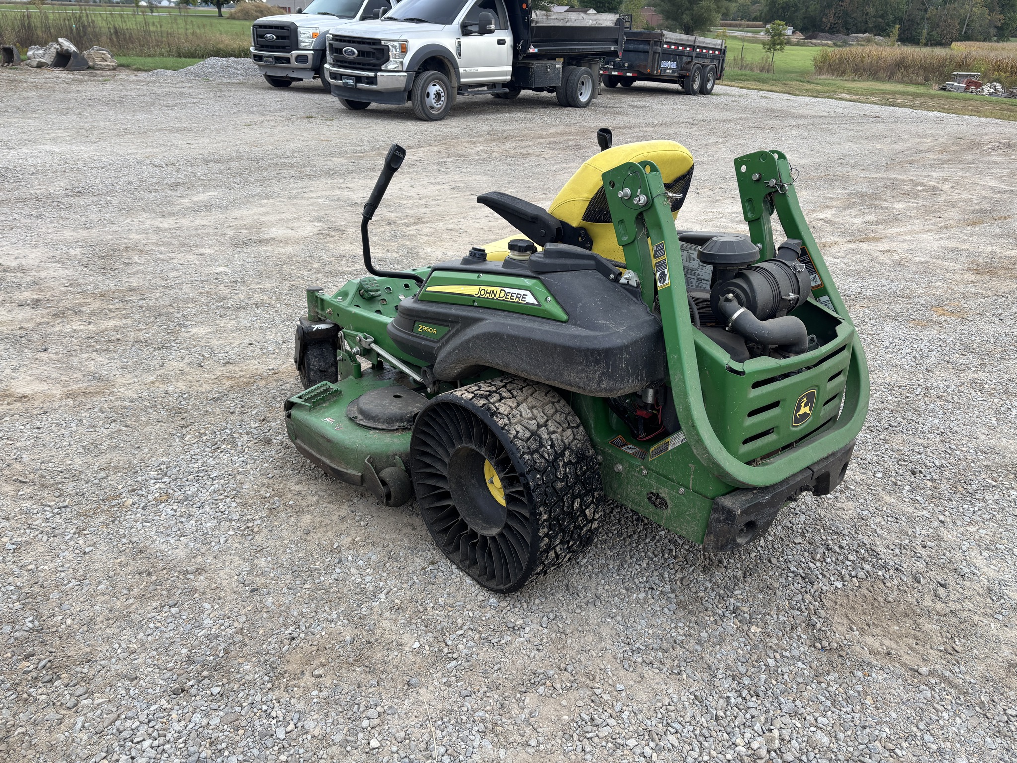 Used 2016 John Deere Z950R Zero Turn Mowers at Koenig Equipment in Franklin, IN - PhotoXL5
