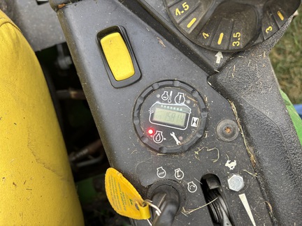 Used 2016 John Deere Z950R Zero Turn Mowers at Koenig Equipment in Franklin, IN - Photo9