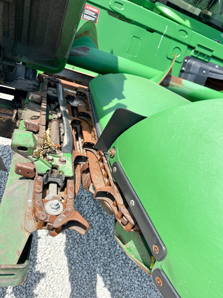 2013 John-Deere 608C