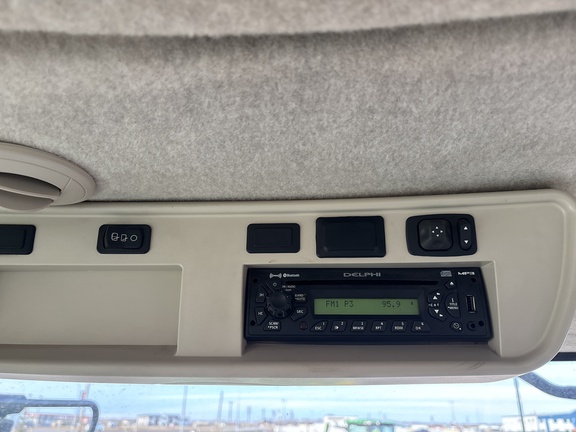 Used 2014 John Deere 9560RT Track Tractors at Horizon Ag & Turf in Lloydminster, AB - Photo14