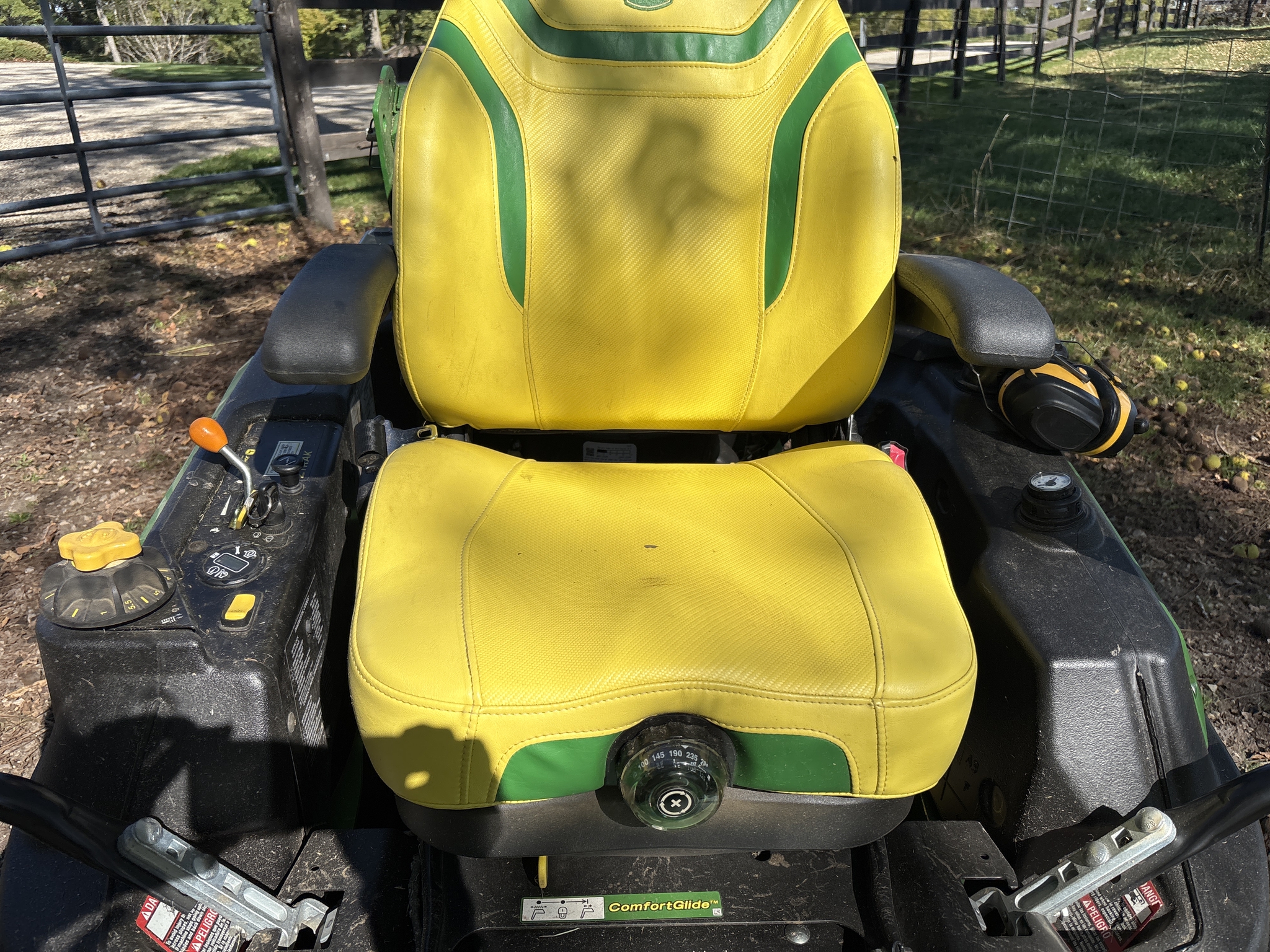 Used 2023 John Deere Z930M Zero Turn Mowers at Koenig Equipment in Urbana, OH - PhotoXL15