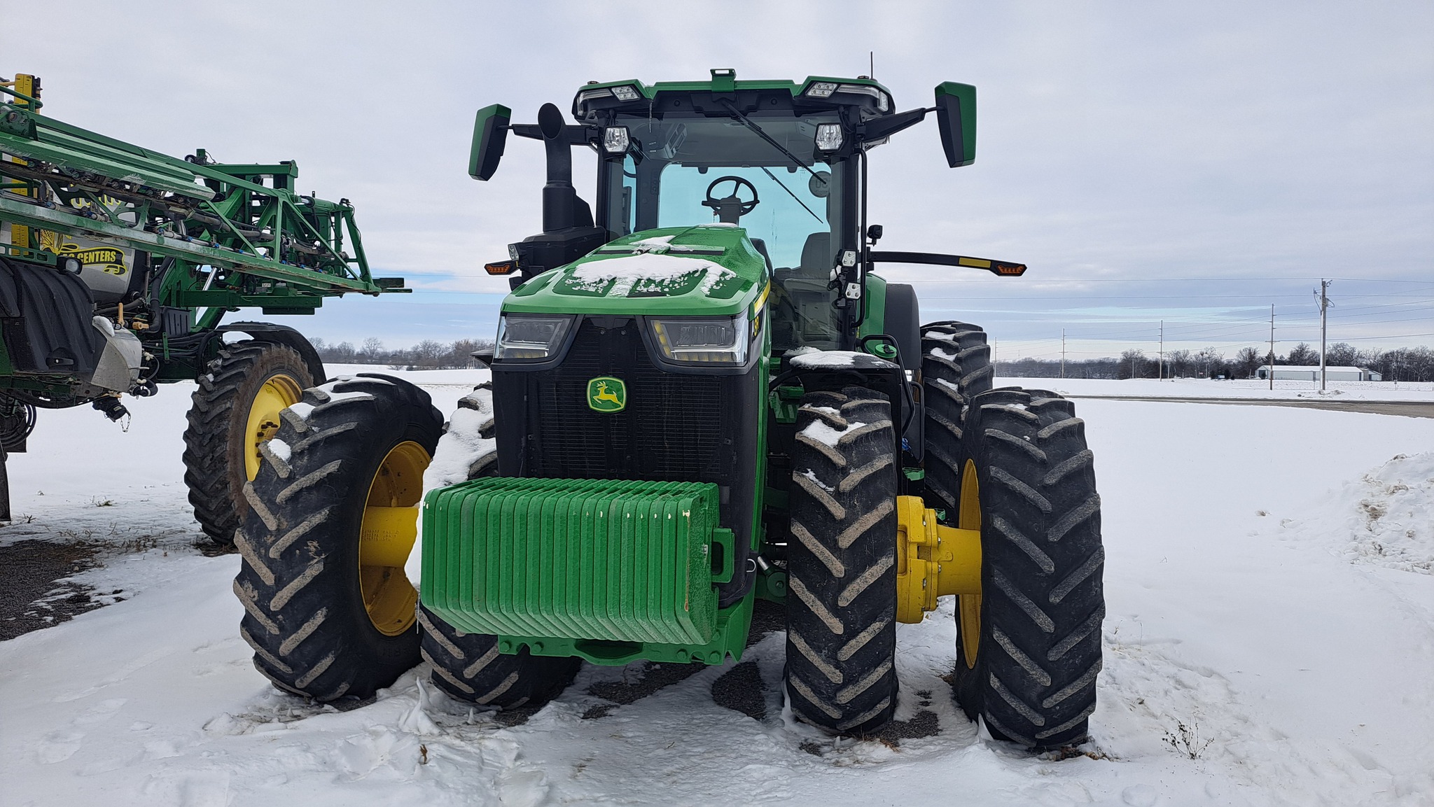  2022 John Deere 8R 370 at Heritage Tractor in Carthage, IL