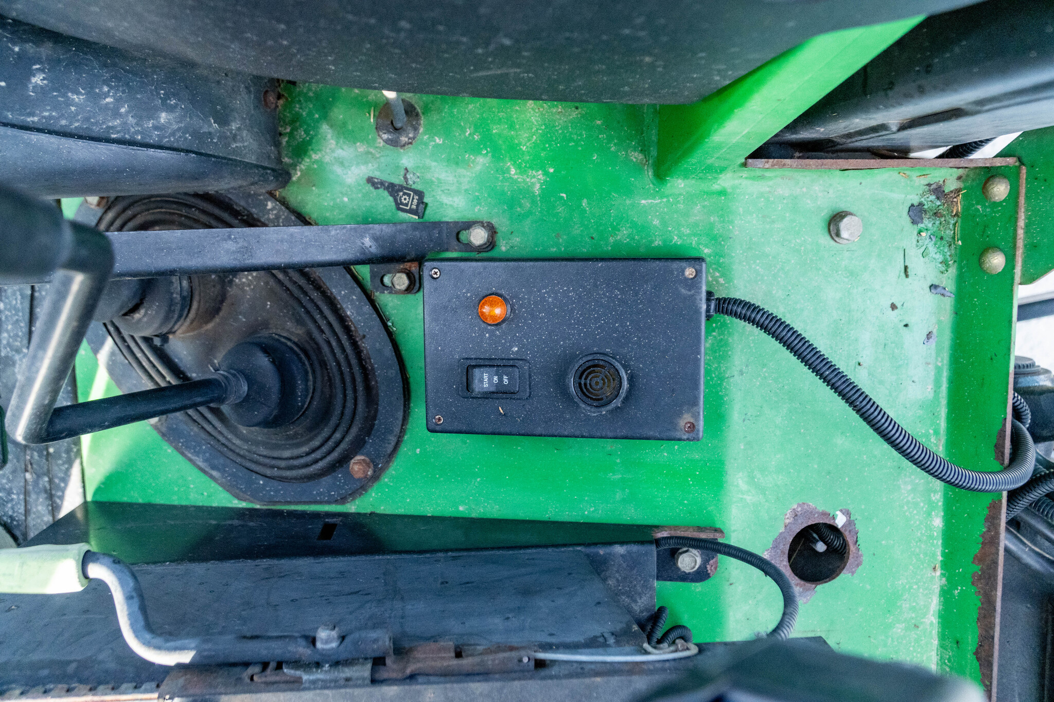 Used 2001 John Deere 5420 Utility Tractors at Koenig Equipment in Anna, OH - PhotoXL32