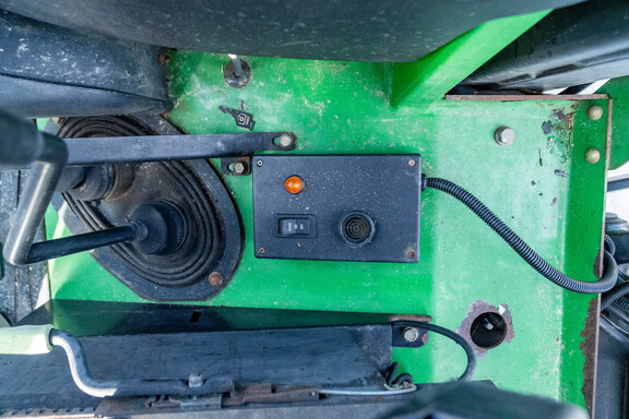 Used 2001 John Deere 5420 Utility Tractors at Koenig Equipment in Anna, OH - Photo32