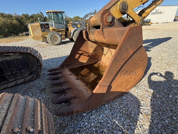 2004 John Deere 450C LC