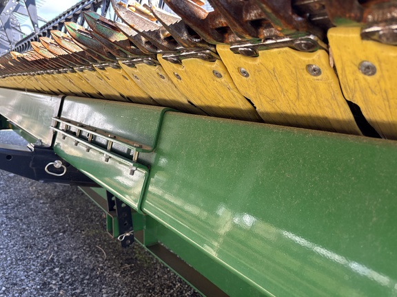 Used 2016 John Deere 640FD Combine Platforms at Koenig Equipment in Oxford, OH - Photo10