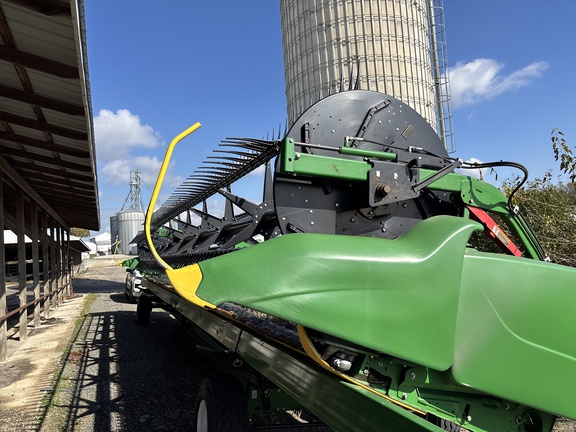Used 2016 John Deere 640FD Combine Platforms at Koenig Equipment in Oxford, OH - Photo21