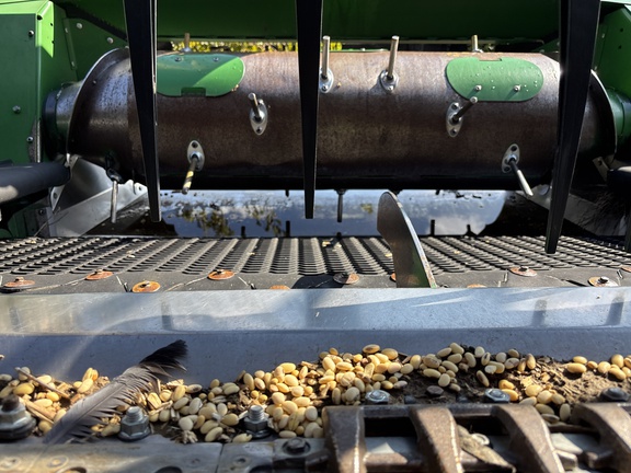 Used 2016 John Deere 640FD Combine Platforms at Koenig Equipment in Oxford, OH - Photo24