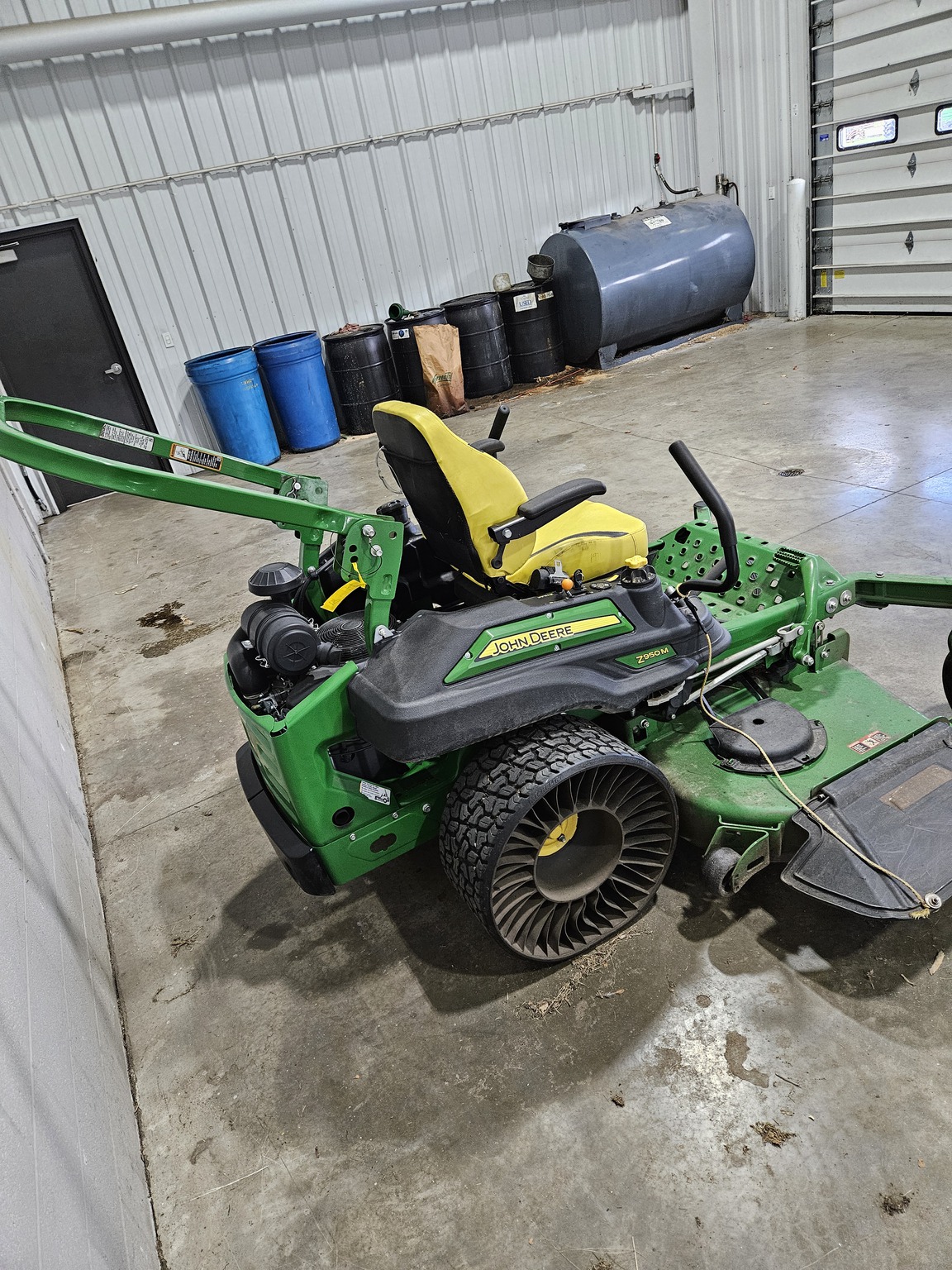 2022 John Deere Z950M Image 3