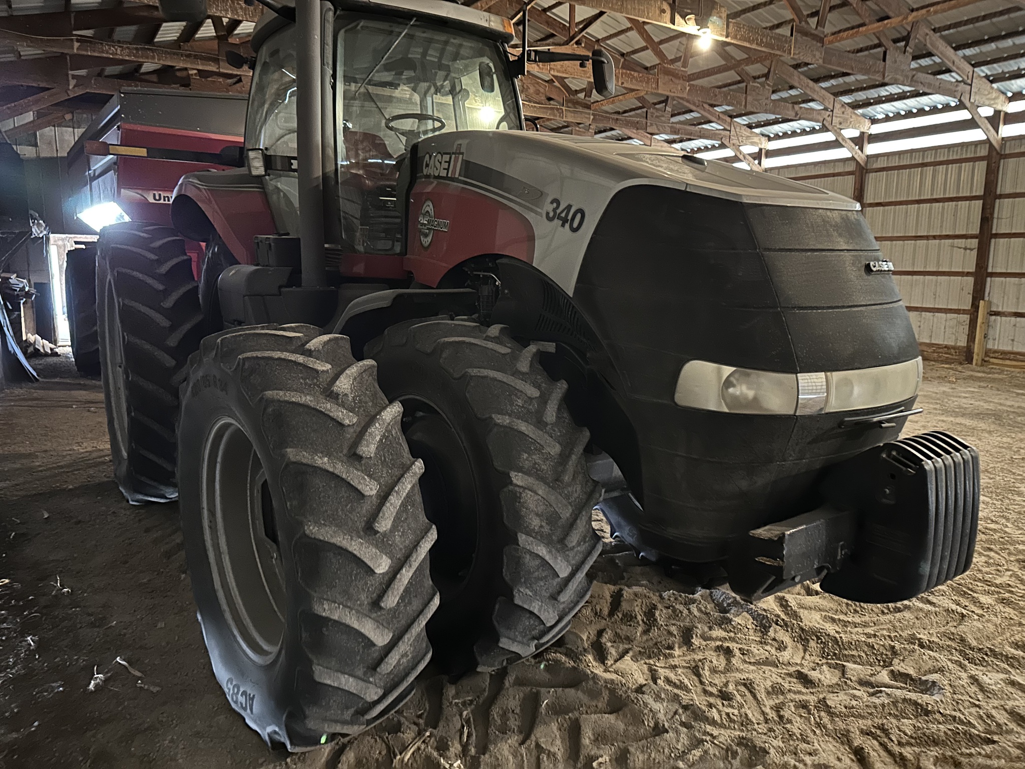 2013 Case IH Magnum 340 Image 3