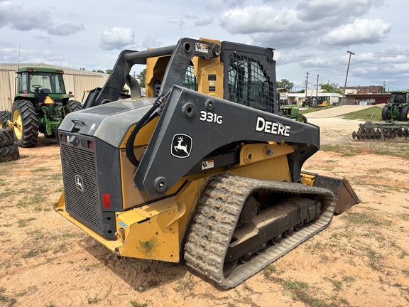 2016 John Deere 331G Photo 5