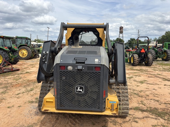 2016 John Deere 331G Photo 3