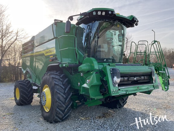 Photo of 2024 John Deere X9 1000