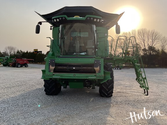 Photo of 2024 John Deere X9 1000