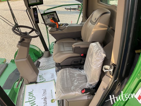 Photo of 2024 John Deere X9 1000