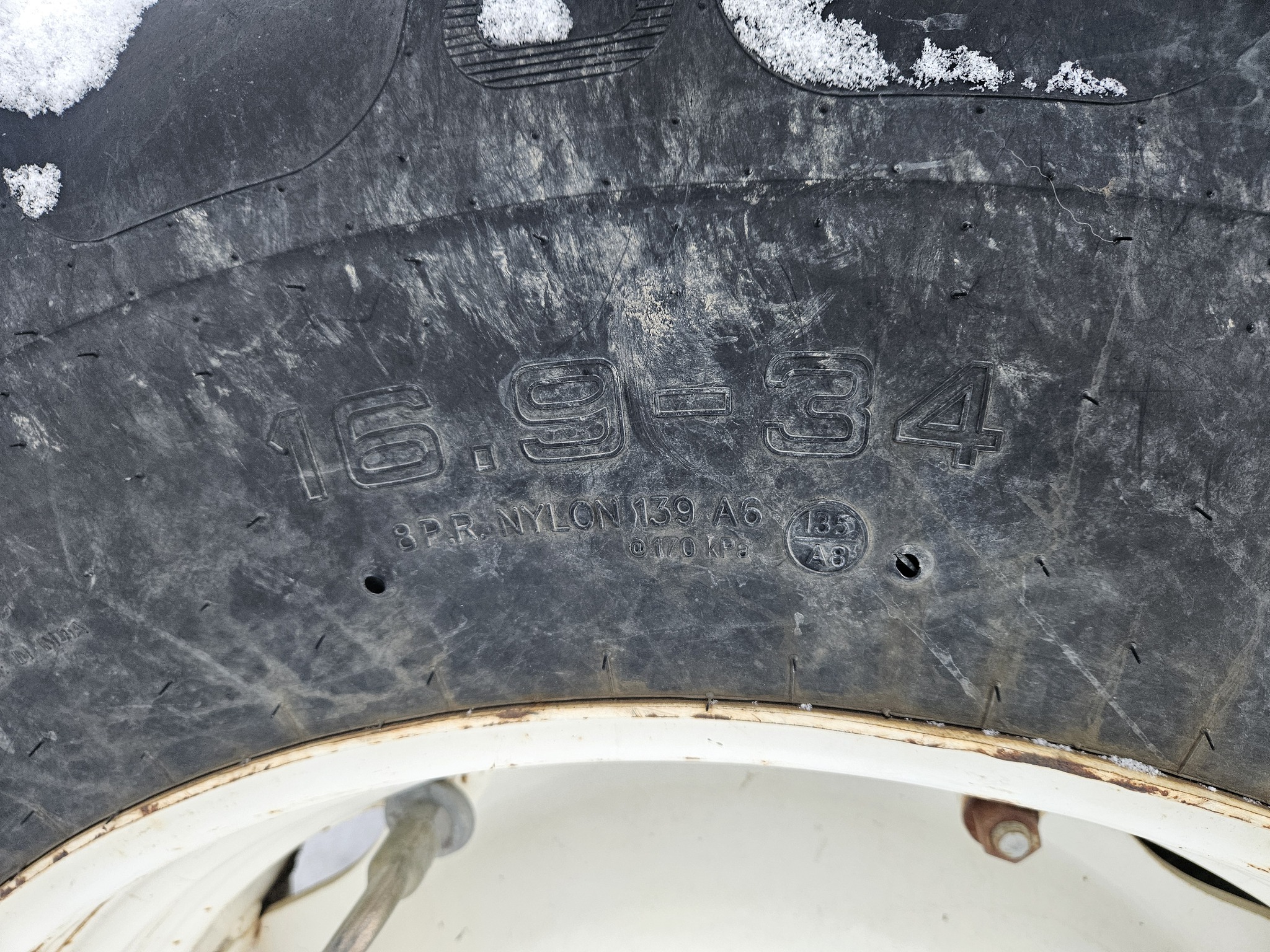 2002 New Holland TL90 Image 6