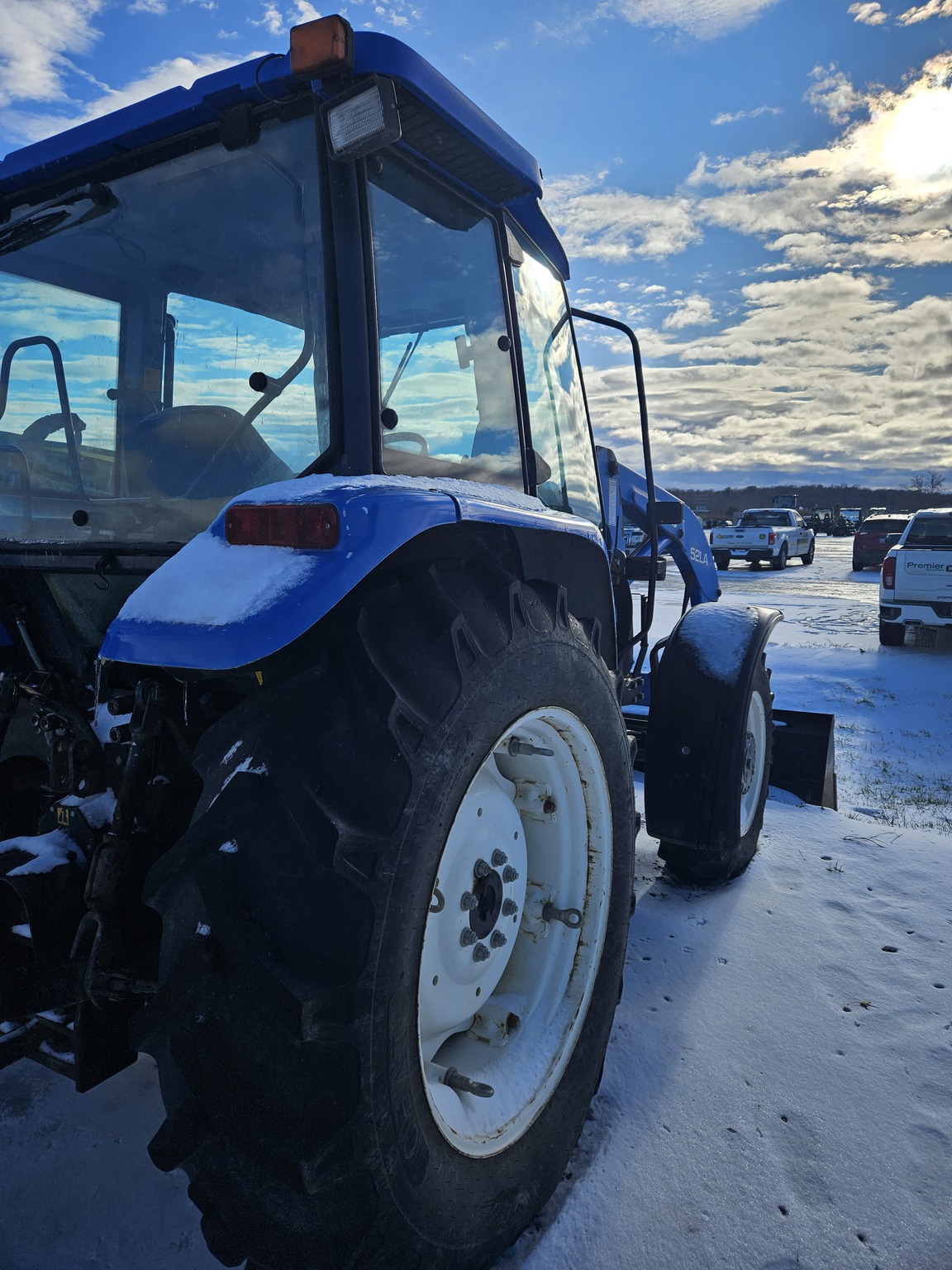2002 New Holland TL90 Image 4