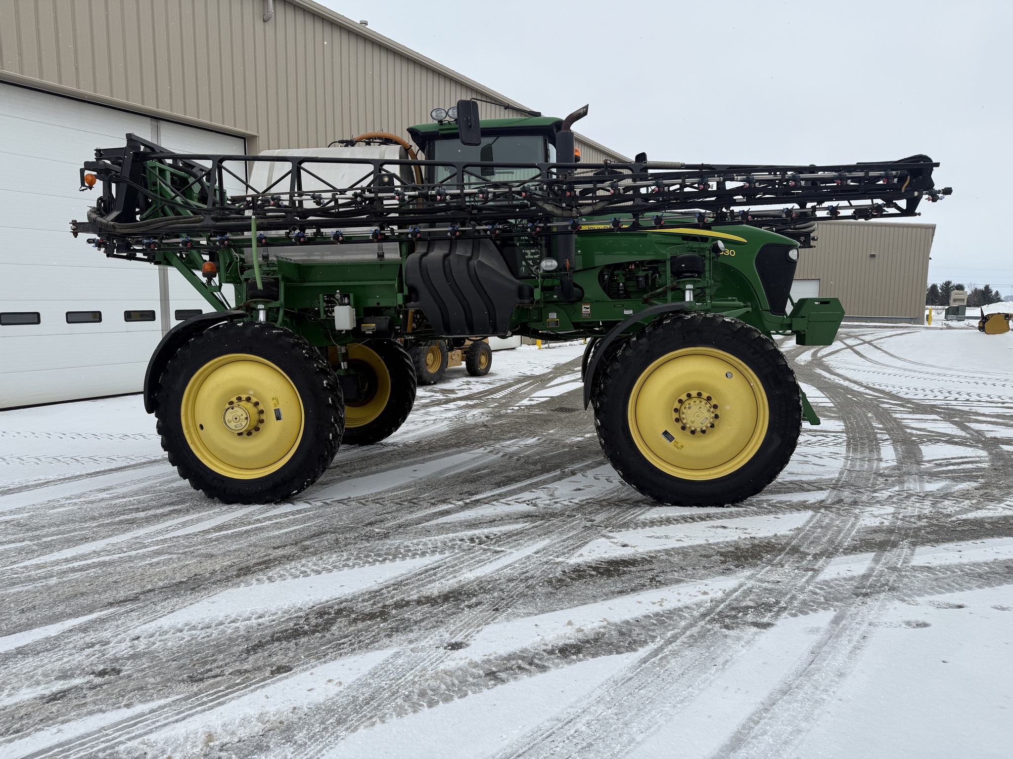 2012 John Deere 4830 Image 2