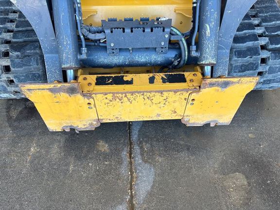 2023 John Deere 333G