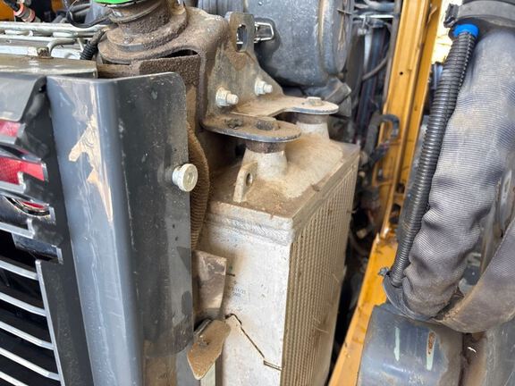 2023 John Deere 333G