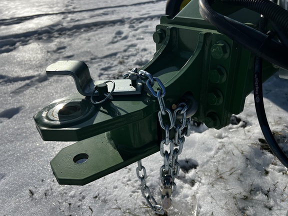 2025 John Deere 561M - Photo19