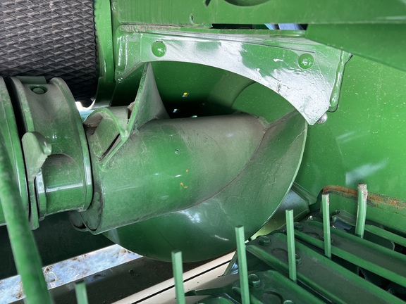 2025 John Deere 561M - Photo20