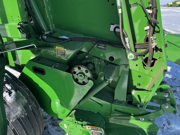 2025 John Deere 561M - Photo24