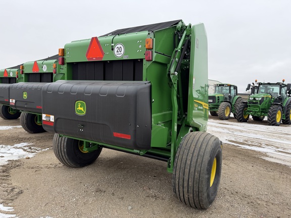 2025 John Deere 561M - Photo3