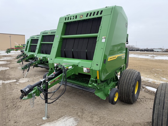 2025 John Deere 561M - Photo7