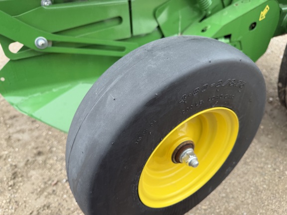 2025 John Deere 561M - Photo10