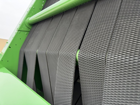 2025 John Deere 561M - Photo15