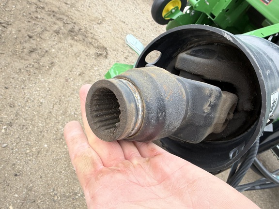 2025 John Deere 561M - Photo18