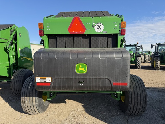 2025 John Deere 561M - Photo4