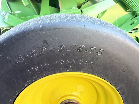 2025 John Deere 561M - Photo9