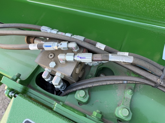 2025 John Deere 561M - Photo17