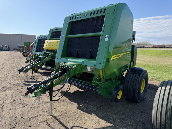 2025 John Deere 561M - Photo7