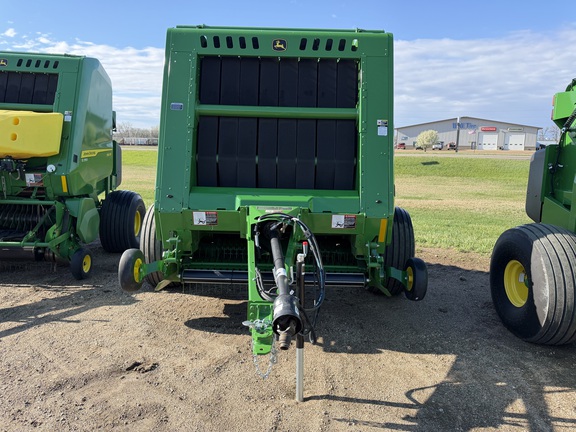 2025 John Deere 561M - Photo8