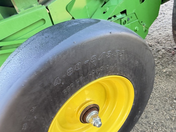 2025 John Deere 561M - Photo9