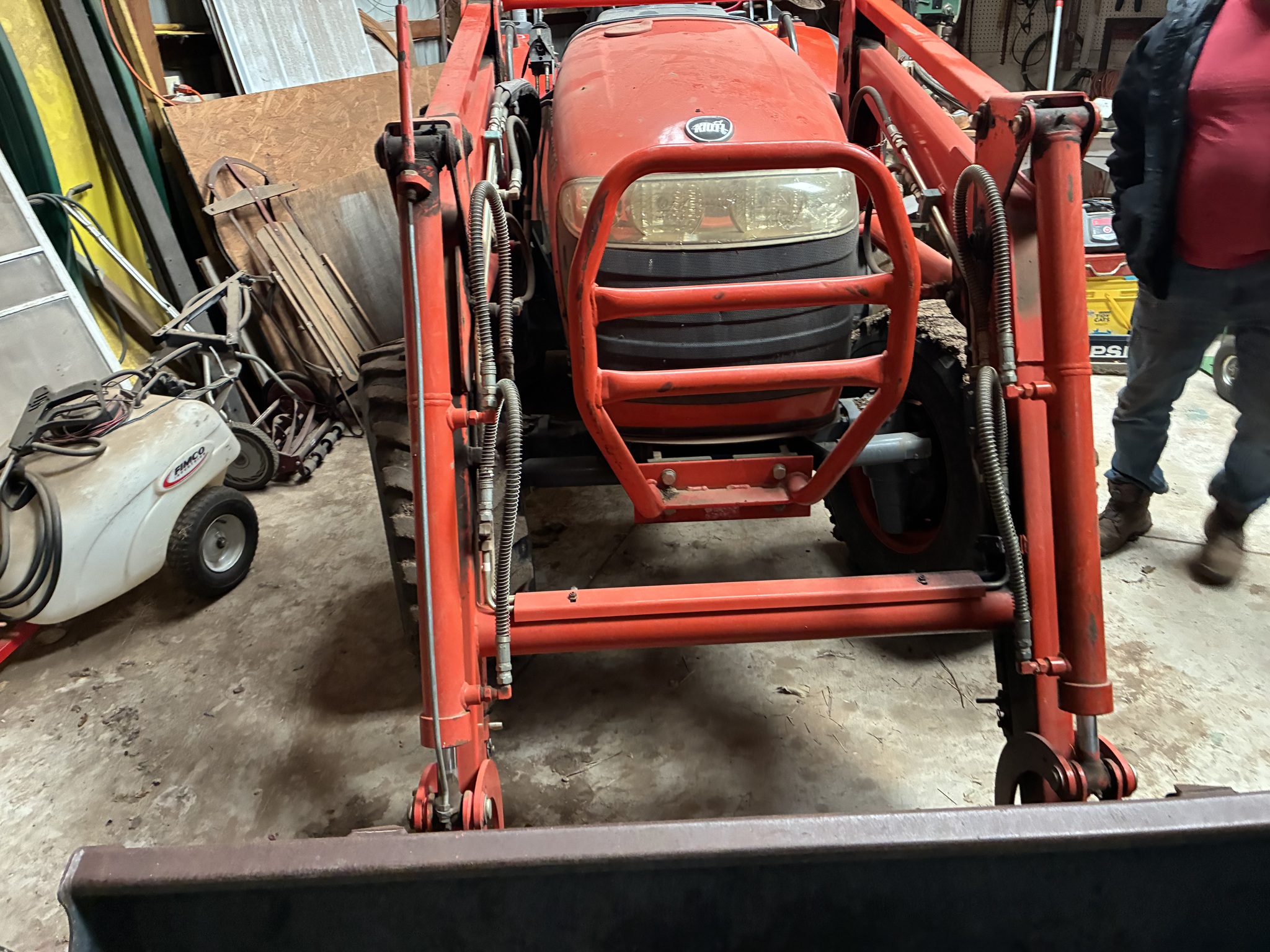 2005 Kioti DK45S Image 2