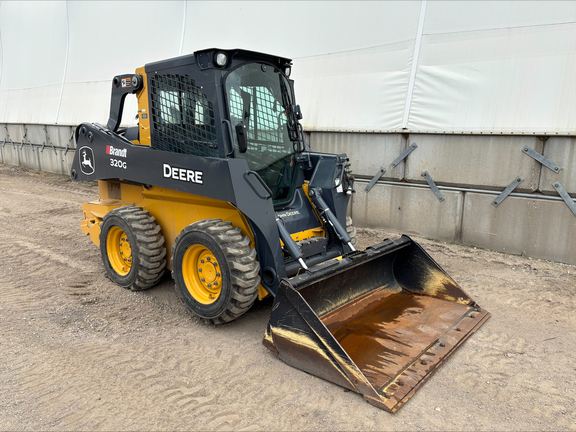 2023 John Deere 320G
