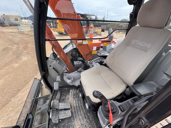 2018 Hitachi ZX75US-5