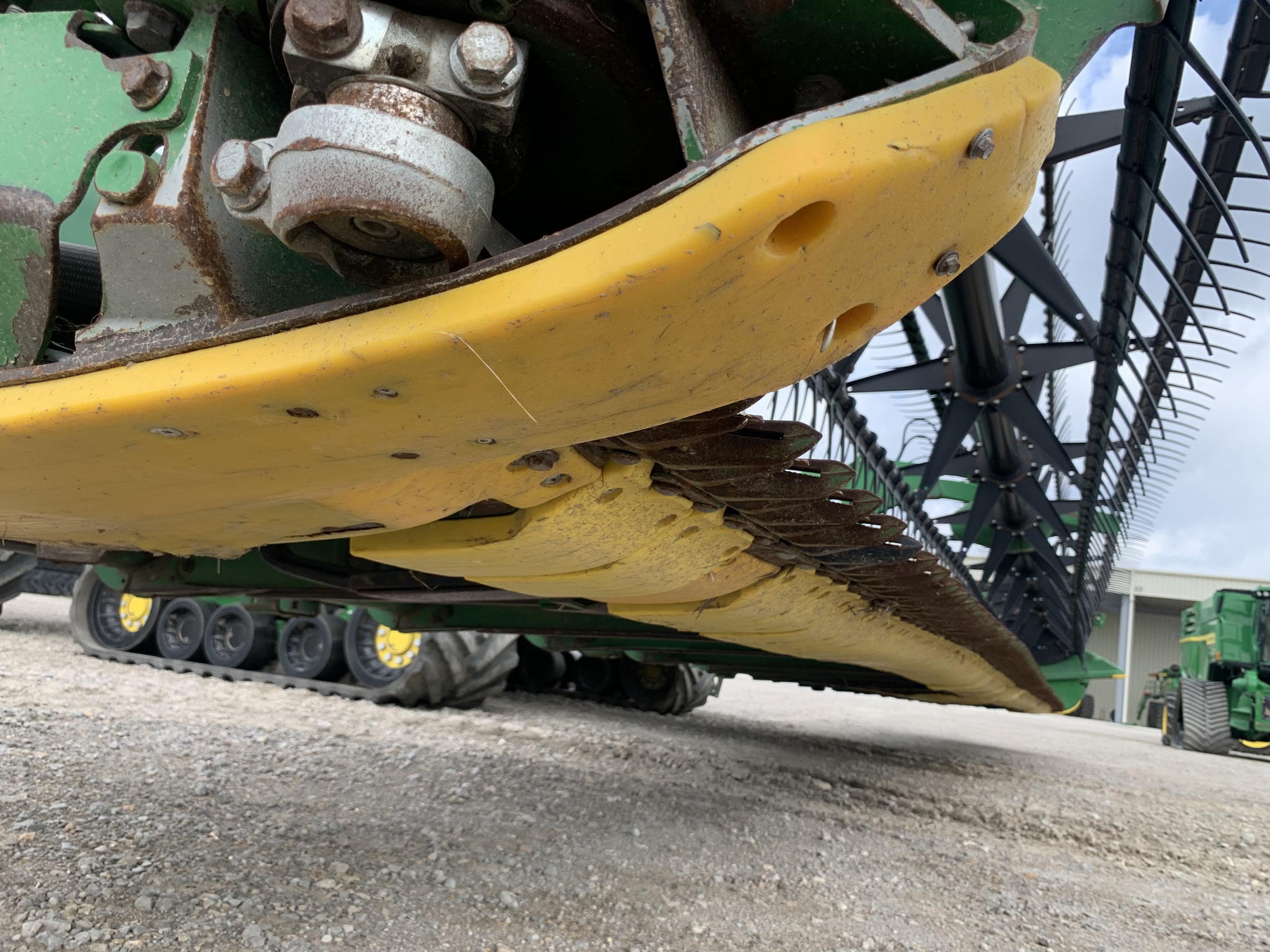  2013 John Deere 640FD at Heritage Tractor in Pittsburg, KS